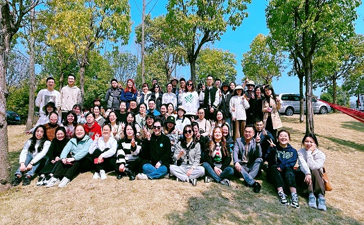 陽(yáng)春三月春意濃，春游踏青正當(dāng)時(shí)——中非經(jīng)貿(mào)港工會(huì)組織開(kāi)展春游活動(dòng)