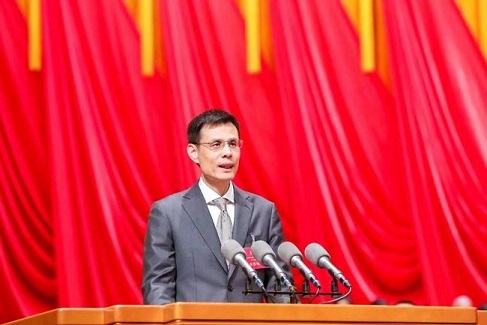 中非經(jīng)貿(mào)港董事長(zhǎng)朱聃在臺(tái)州市政協(xié)六屆二次會(huì)議開(kāi)幕式上發(fā)言