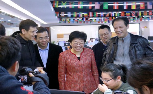 臺州市委書記陳奕君在調(diào)研中非經(jīng)貿(mào)港時強(qiáng)調(diào)——不負(fù)重托早日做大做強(qiáng)發(fā)揮更大作用