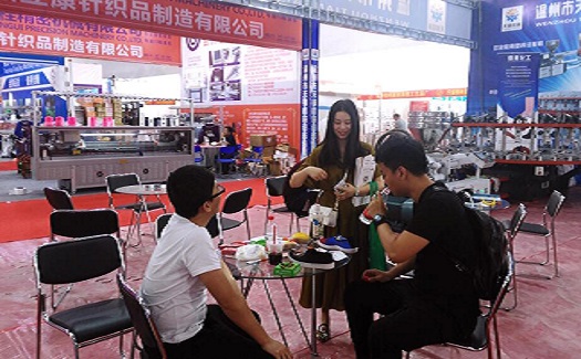 中非經(jīng)貿(mào)港前往臺(tái)州鞋機(jī)展宣傳，為企業(yè)提供外經(jīng)貿(mào)綜合服務(wù)