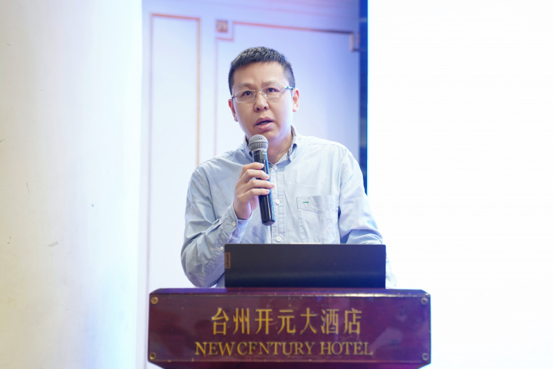 17466839025406579yHu.jpg 2.jpg