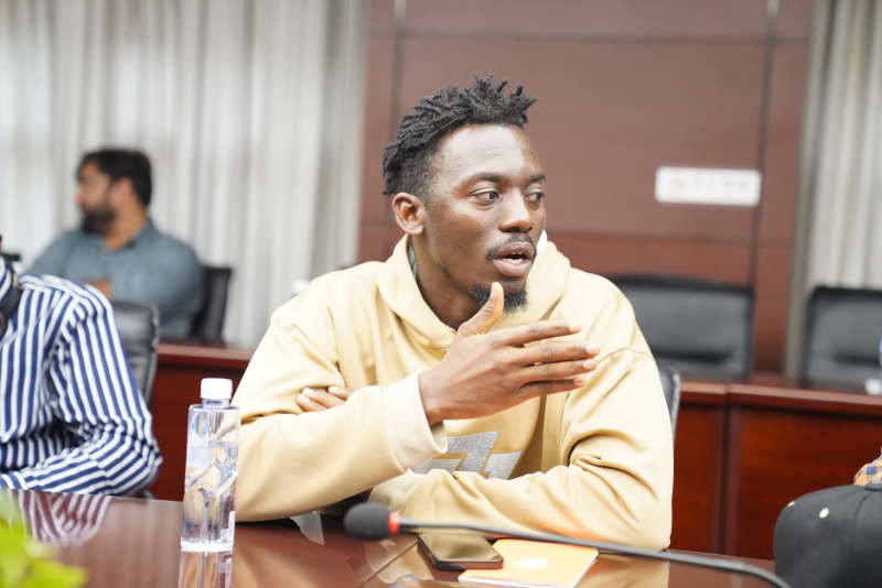 1747897933916472uyUr.jpg 座談交流3.jpg