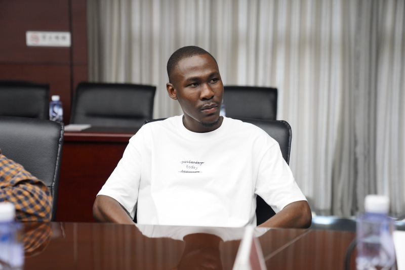 1747897945189818rSlF.jpg 座談交流5.jpg