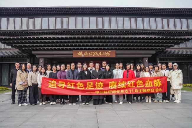 173379134483274289Bh.jpg 76acd9b3ce32a8e75192b331513e25c.jpg