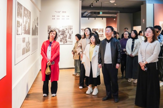 1733791376156747alNO.jpg DSC03260.jpg